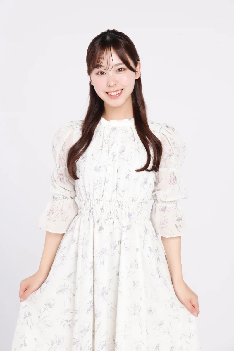 深山 奈優